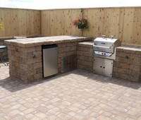 Outdoor Grills and Bars